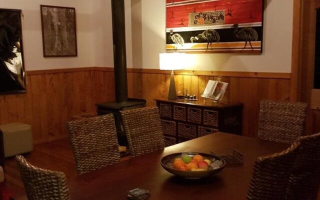 Bed in the Treetops Bed & Breakfast