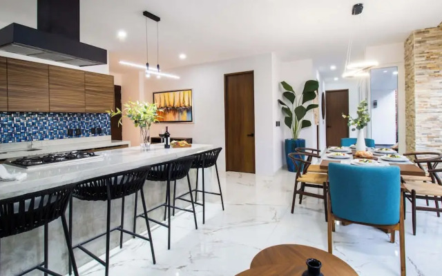 Serene Stylish Stay Roof Pool and Lounge