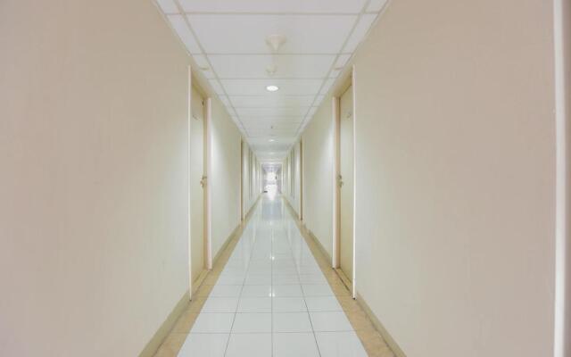 OYO 909 Lauv Room Grand Centerpoint Tower B