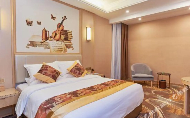 Vienna Hotel (Minhou University Town Boshihou)