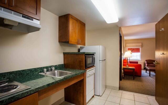 La Quinta Inn & Suites St Albans