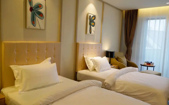 Metropolo Jinshanzui Village Hotel