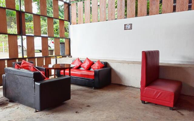 OYO 3283 Bwalk Hotel