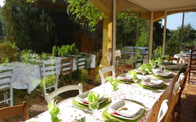 La Maison Aux Fleurs