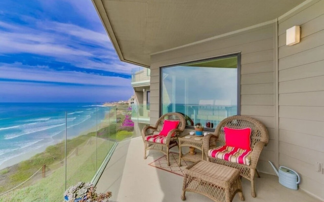 Work-Friendly Oceanfront Condo with Pool and Spa Access SURF25 by RedAwning