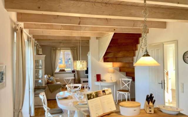 Hogelia Comfortable Holiday Residence