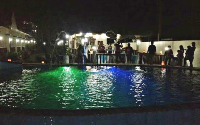 AGM Beachfront Resort & Resto