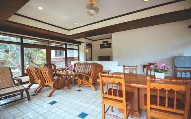 Tak Andaman Resort & Hotel