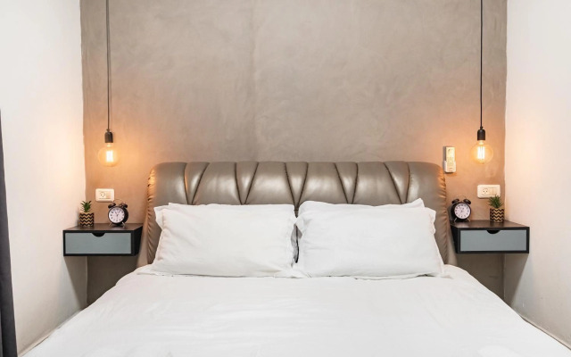 Premium 1BD apartment near the beach W/Balcony