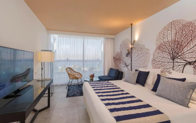 Yam Suf by Isrotel Collection