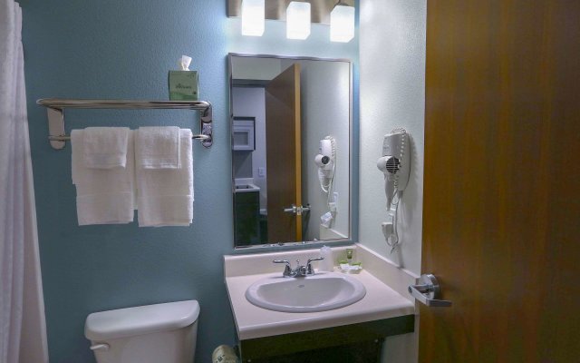 WoodSpring Suites Las Colinas - Northwest Dallas