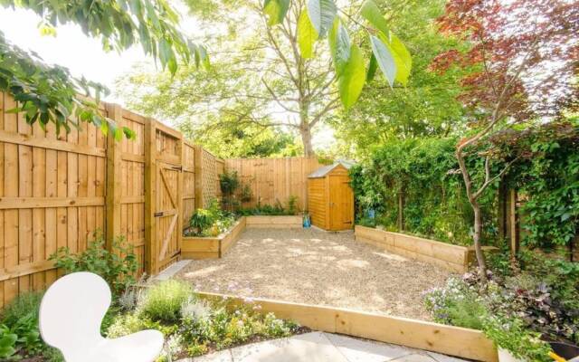 Beautiful, Modern 3 Bed With Garden In West Green