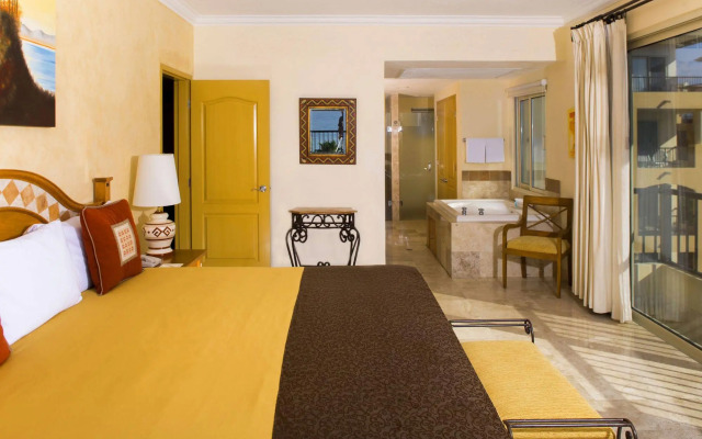 Villa del Arco Residences