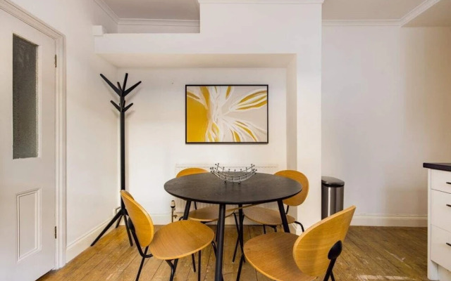 The Fulham Bolthole - Beckoning 2bdr Flat With Garden