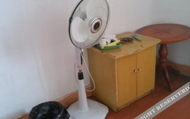 Sanhe Hostel
