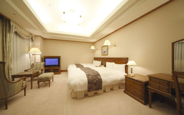 Hotel Racine Sinmaebashi