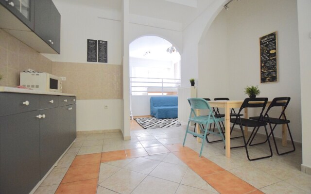 Budget Apartment by Hi5 - Akácfa 4