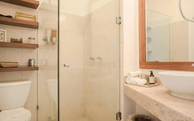 Spacious3BR*Private Rooftop/Jacuzzi*Great location