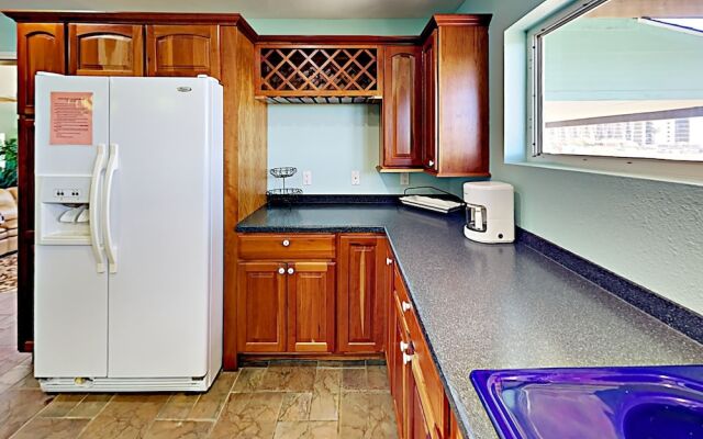 121 12Th Street - Three Bedroom Home