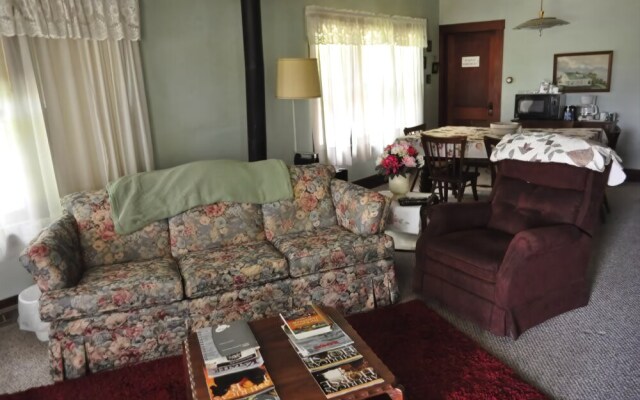 Lazy T Ranch Guest House