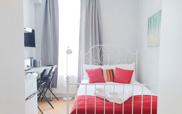 Modern Studio in the Heart of Acton