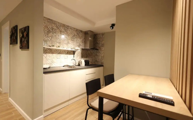 Grandstay Studios 105