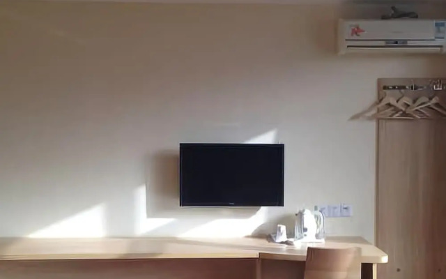 7 Days Inn Urumqi Yan An Road Branch