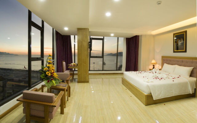 Happy Light Central Nha Trang