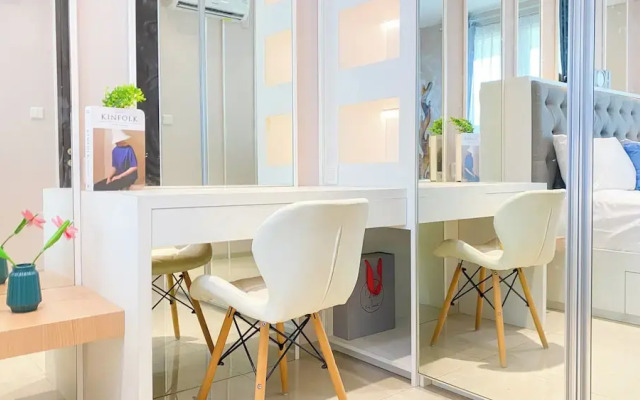 Fancy And Nice 1Br At Citralake Suites Apartment