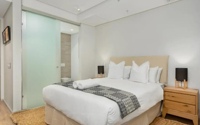 117 on Strand - Luxury Apartments