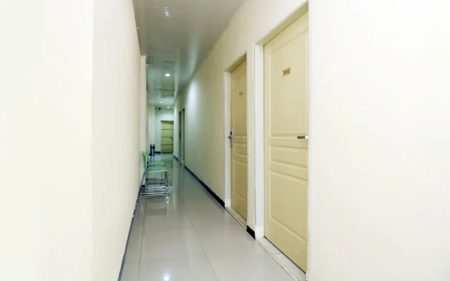 Airy Latanete Sungai Saddang Lama 11 Makassar