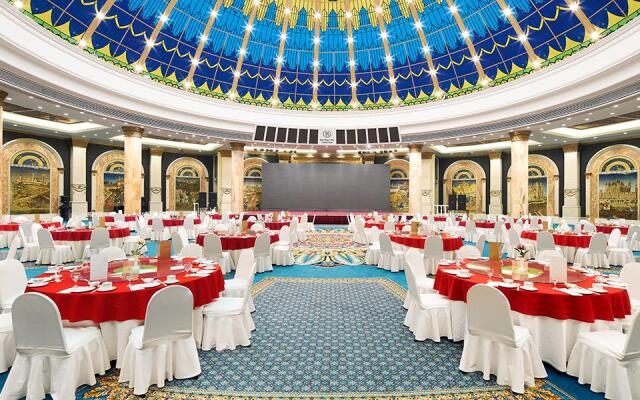 Grand Regency Hotel