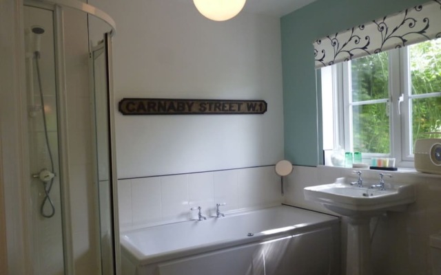 Newmoor Park Guest House