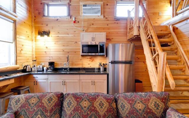 Cobble Mountain Lodge