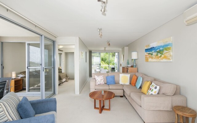 Bayview Apartments, Unit 12/42 Stockton Street