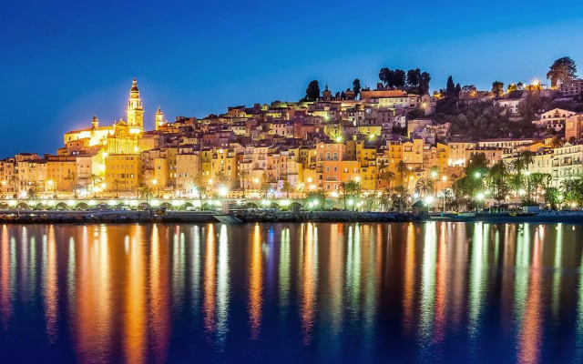 Sharon Apartment in Victoria Beach