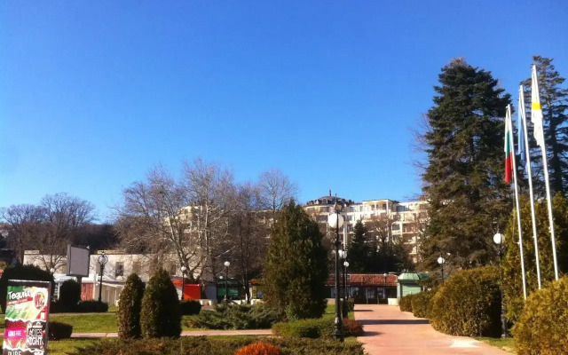 Apartment Hotel Yalta