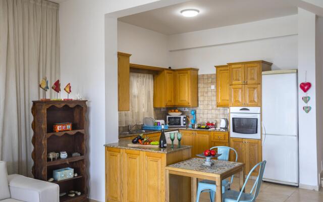 Beachfront Villa Meneou 5