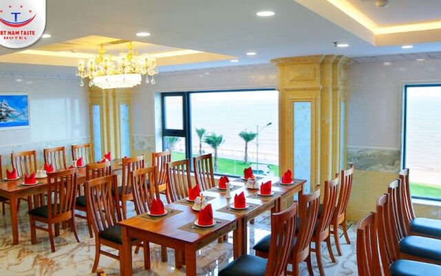 Vietnam Taste Hotel Quy Nhon - Beachfront