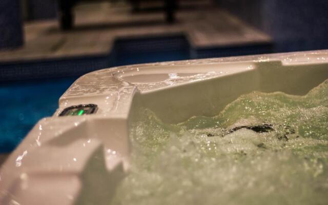 Rest Night Serviced Apartments- AlHamra