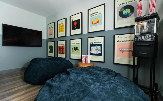 voco The Darwin Atlanta Midtown by IHG