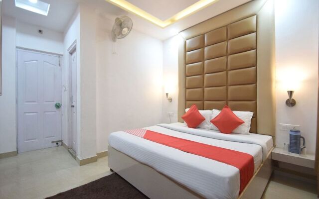 OYO 12066 Hotel Gellasenheit