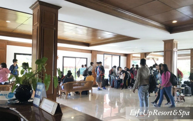 Life Up Resort and Spa
