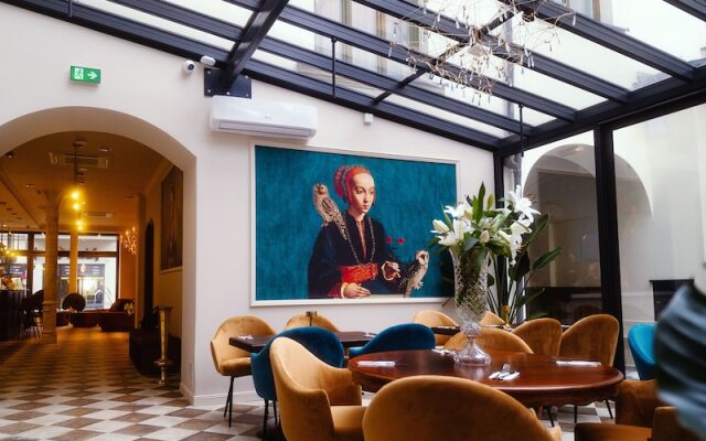 Hotel Pietryna