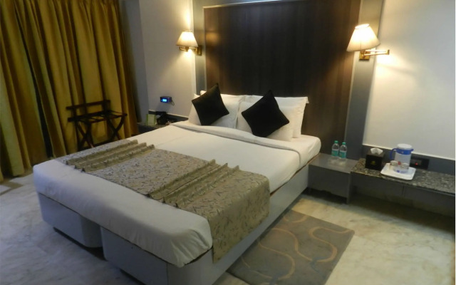 The Emerald Hotel & Executive Apartments