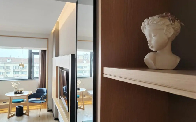 Tuke Hotel (Shanghai Hongqiao Hub Yan'an West Road Branch)