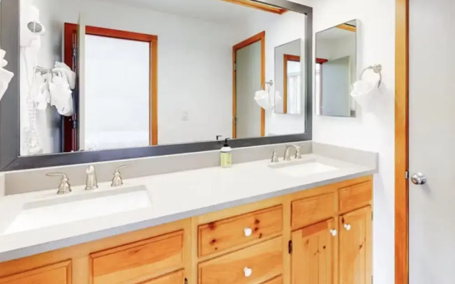 1765 Montezuma 1 Bedroom Condo