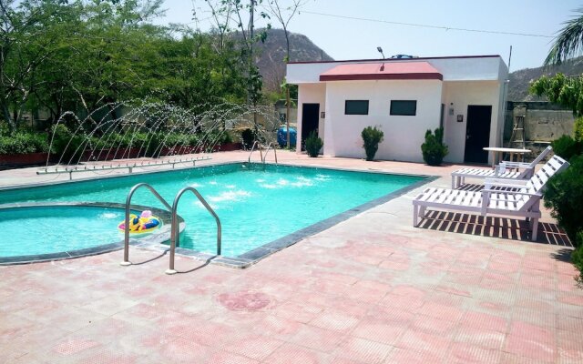Gulmohar Sariska Resort