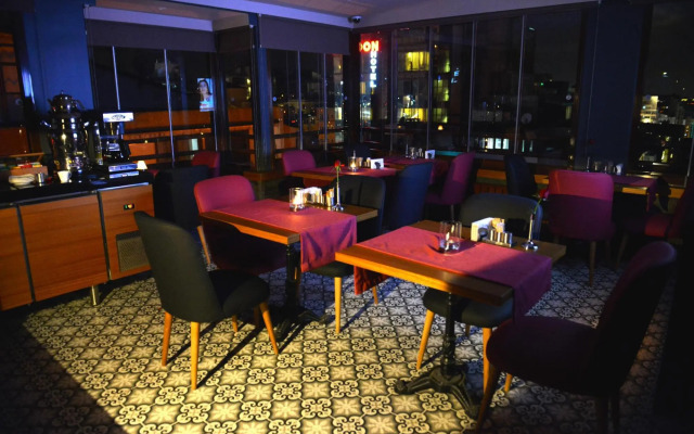 Pera Luna Residence - Special Class