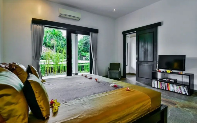 Lovina Residence